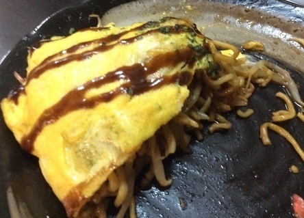 とんぼりオムそば.jpg