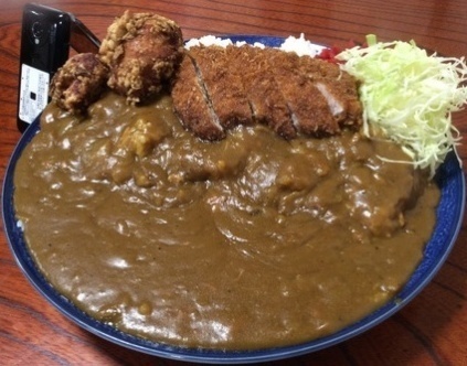 太田食堂上ブレカツからあげカレー.jpg