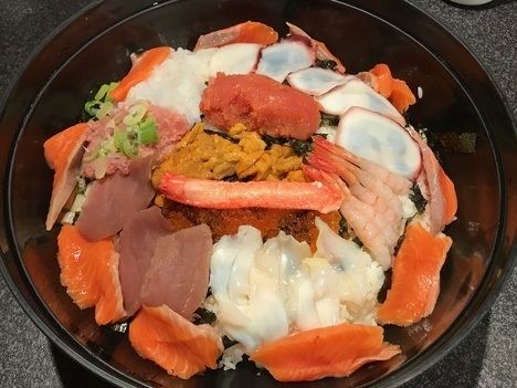 名古屋チャレンジメニュー若狭家デカ盛り大漁海鮮丼