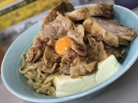 立川マシマシ足利DXマシライス麺と豆腐に変更