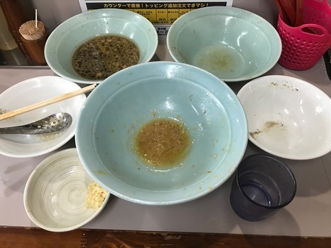立川マシマシ足利DXマシライス麺と豆腐に変更ともやしサラダ大盛り二つ完食