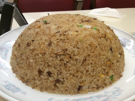 神楽坂飯店チャレンジメニュー一升チャーハン