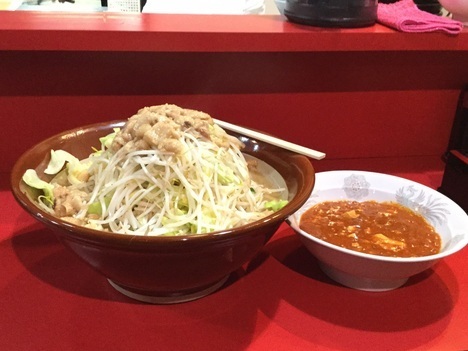 蒙麺火の豚フュージョン麺増しヤサイマシマシアブラ