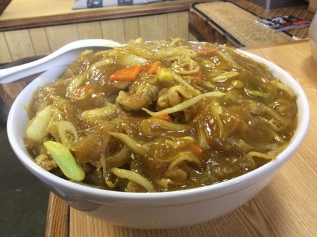 岐阜山県デカ盛り食堂みのや名物カレー丼
