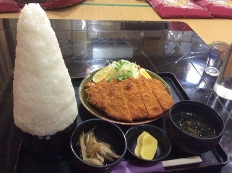 芳味亭はげ盛りチキンカツW大盛り定食