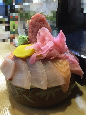 東松山竹寿司大盛り2倍海三色丼