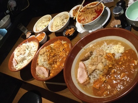 蒙麺火の豚麺マシすり鉢オフ会全景