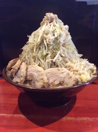 会津ラーメン二郎麺マシヤサイマシマシニンニクスクナメアブラ