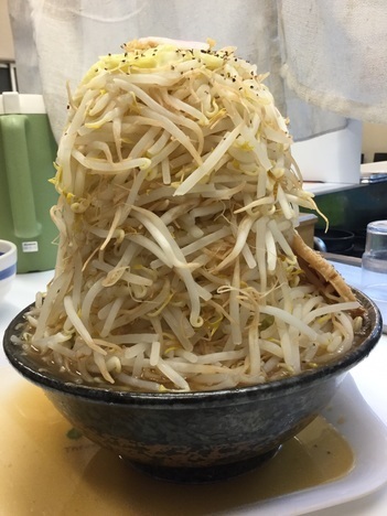 二郎系満帆太田藤阿久ふじ麺マシマシ横アングル