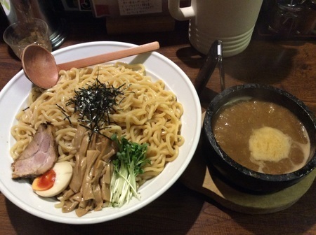 つけ麺宇都宮みやこやデカ盛り